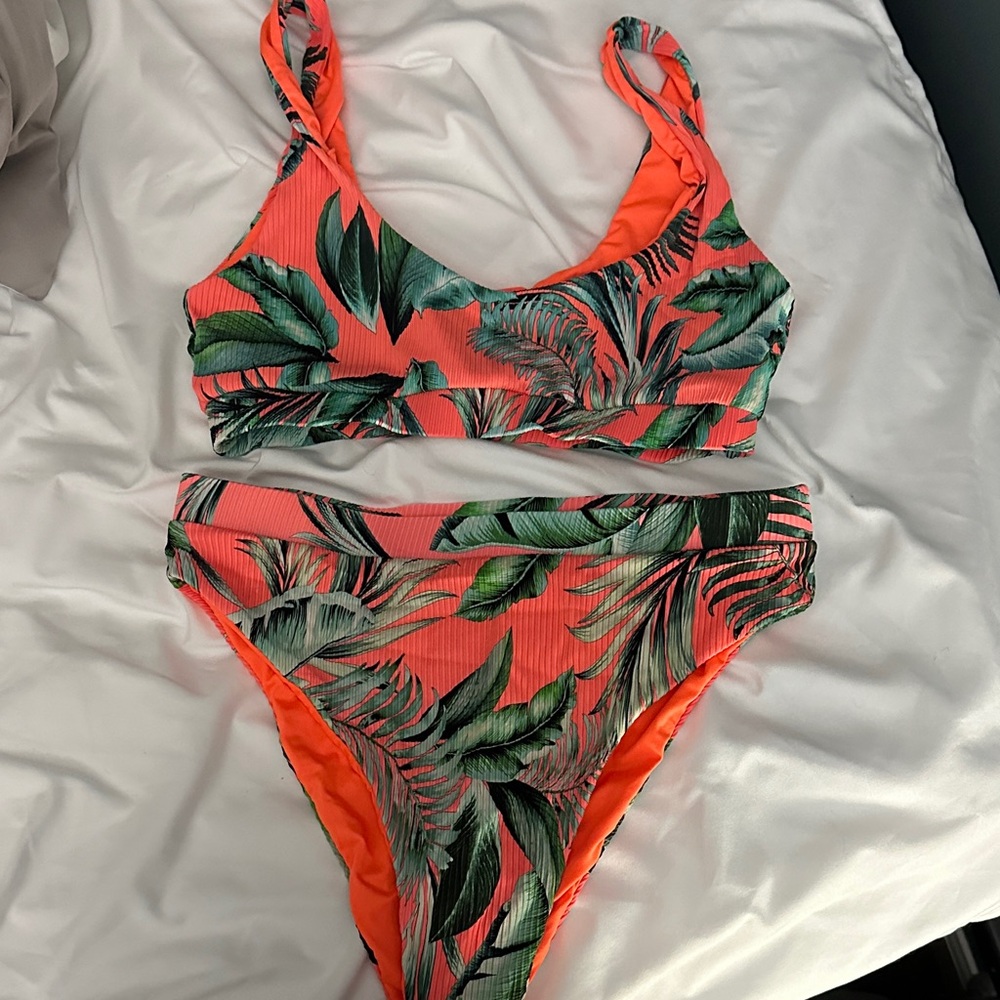 Pink Lily Bikini Set